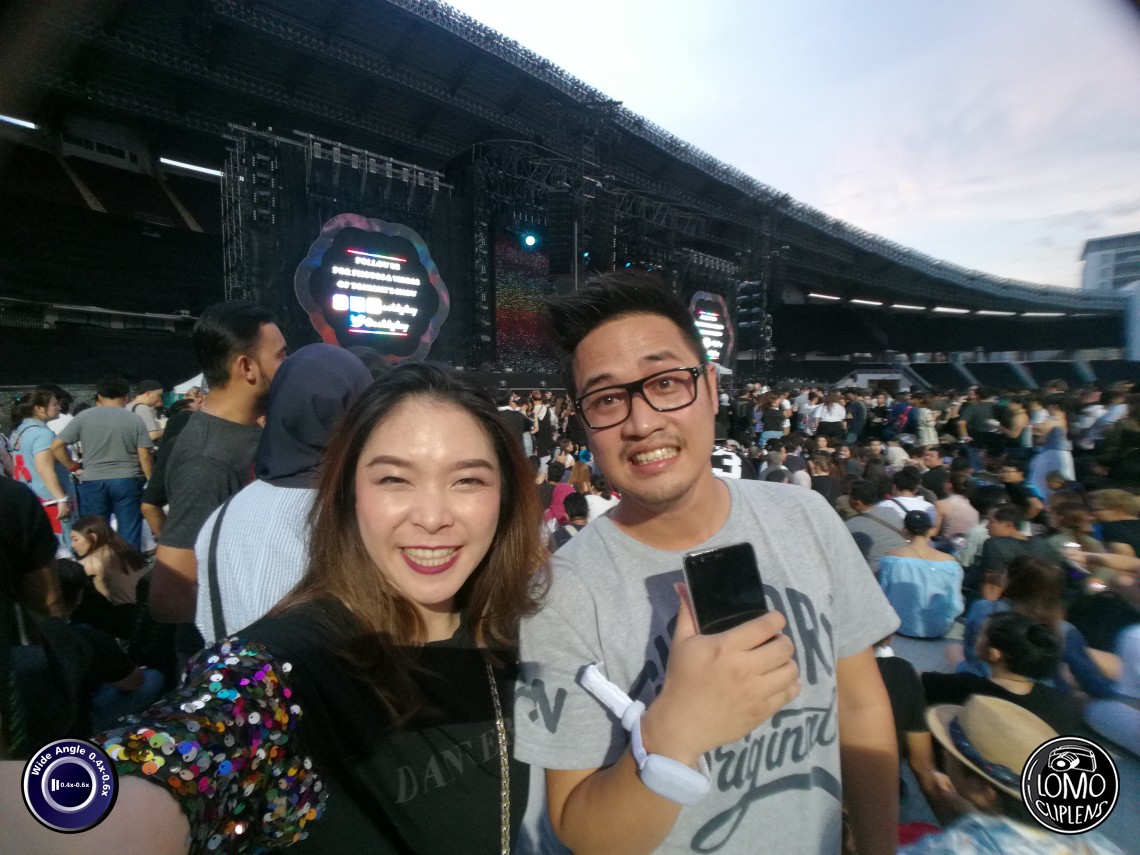 Coldplay Live in Bangkok  ประเภทเลนส์ Wide Angle 0.4x - 0.6x  อุปกรณ์ที่ใช้ถ่ายรูป Huawei >> Mate 9  รีวิวโดย Minnie