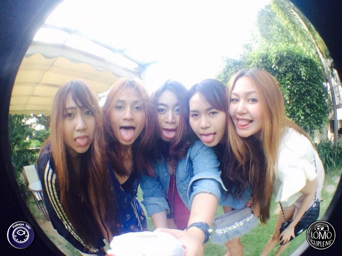 ขอบคุณรีวิวสวยๆ จากคุณ Nnam.  ประเภทเลนส์ Fisheye 180°