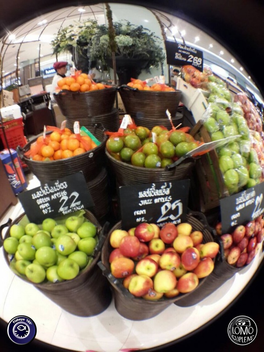 ขอบคุณรีวิวจากคุณ monster_ta  ประเภทเลนส์ Fisheye 180°