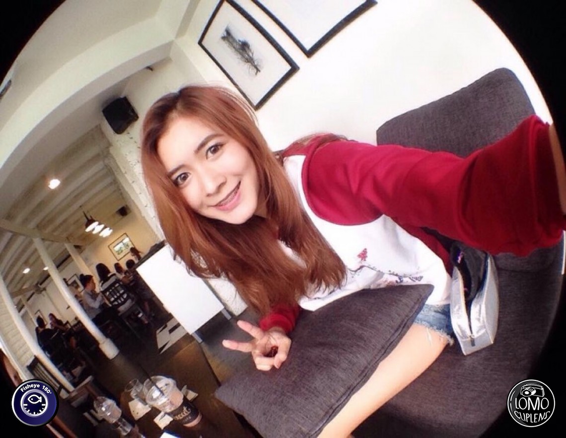 ขอบคุณรีวิวน่ารักๆ จากคุณ Rawii Nahm  ประเภทเลนส์ Fisheye 180°