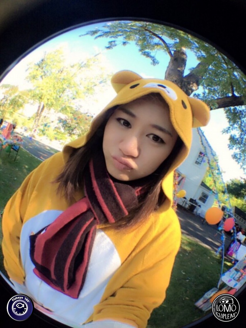 ขอบคุณรูปรีวิวน่ารักๆจากคุณ naMWan  ประเภทเลนส์ Fisheye 180°