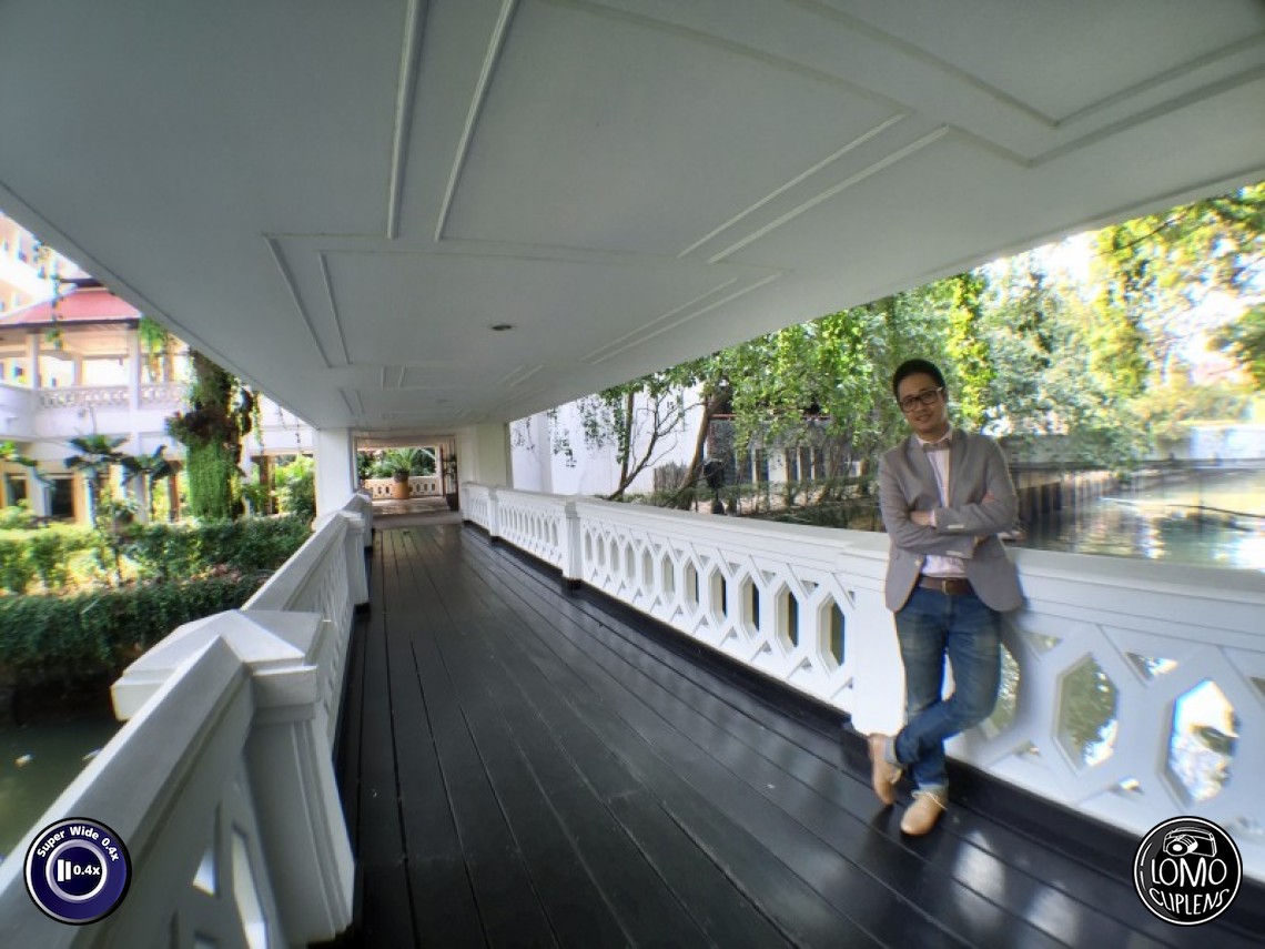 เท่ห์ๆ สบายๆ  ประเภทเลนส์ Super Wide 0.4x