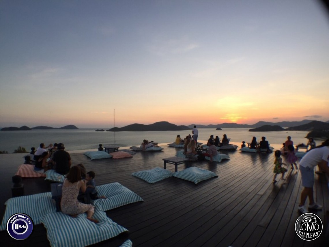 ขอบคุณรีวิวสวยๆ จากคุณ Ton_Chaipon  ประเภทเลนส์ Super Wide 0.4x