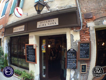 รีวิวเลนส์ super wide 0.45x ที่ยุโรป   ประเภทเลนส์ Super Wide Angle 0.45x  อุปกรณ์ที่ใช้ถ่ายรูป Apple >> iPhone 5s  รีวิวโดย Papigar