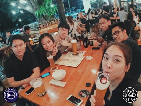 ฉลองกันหน่อยจ้า  ประเภทเลนส์ Super Wide Angle 0.45x  อุปกรณ์ที่ใช้ถ่ายรูป Apple >> iPhone 6s  รีวิวโดย Minlada