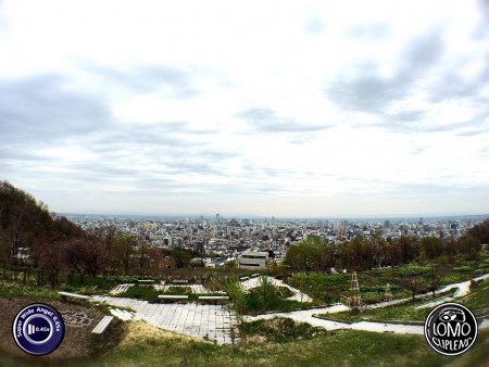 ได้ Lomo มาสนับสนุนความสวยได้เยอะเลยค่ะ  ประเภทเลนส์ Super Wide Angle 0.45x  อุปกรณ์ที่ใช้ถ่ายรูป Apple >> iPhone 6s  รีวิวโดย Yupaade