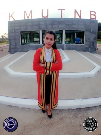 รีวิวเลนส์ super wide angle ค่ะ  ประเภทเลนส์ Super Wide Angle 0.45x  อุปกรณ์ที่ใช้ถ่ายรูป Apple >> iPhone 5  รีวิวโดย I'm Khaimuk