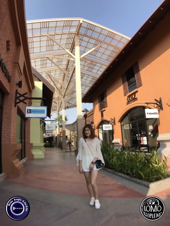 ได้ภาพมุมกว้างขึ้นอีกเยอะ ไม่ติดขอบดำด้วย  ประเภทเลนส์ Wide Angle 0.4x - 0.6x  อุปกรณ์ที่ใช้ถ่ายรูป Apple >> iPhone 7 Plus  รีวิวโดย Kwan