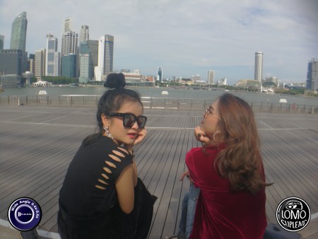 กินลมชมวิว Marina Bay Sands  ประเภทเลนส์ Wide Angle 0.4x - 0.6x  อุปกรณ์ที่ใช้ถ่ายรูป Huawei >> Mate 9  รีวิวโดย Minnie