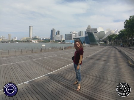 กินลมชมวิว Marina Bay Sand  ประเภทเลนส์ Wide Angle 0.4x - 0.6x  อุปกรณ์ที่ใช้ถ่ายรูป Huawei >> Mate 9  รีวิวโดย Minnie