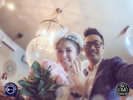 Bride and Groom to be  ประเภทเลนส์ Super Wide Angle 0.45x  อุปกรณ์ที่ใช้ถ่ายรูป Apple >> iPhone 5s  รีวิวโดย Minnie