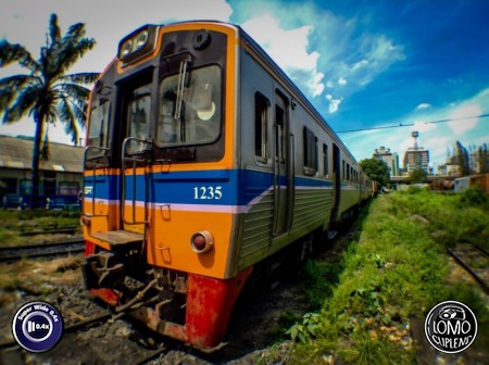 โรงรถจักธนบุรี By ONIZUKA MAN  ประเภทเลนส์ Super Wide 0.4x