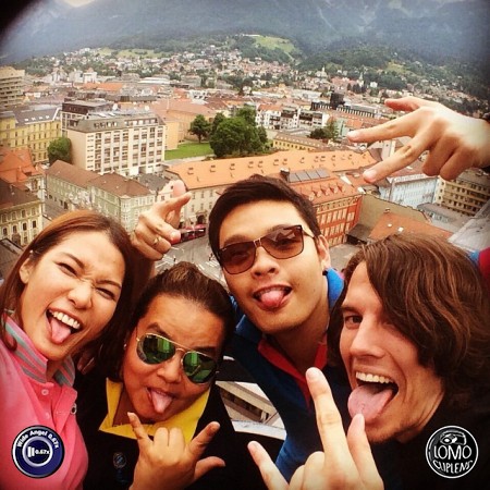 ทีมนี้ทำงานกันหนักมาก จิงจังมาก ไม่มีเล่นเลยนะครัช By oaaz  ประเภทเลนส์ Wide Angle 0.67x