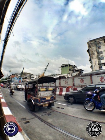 ถนนเจริญกรุง  ประเภทเลนส์ Super Wide 0.4x