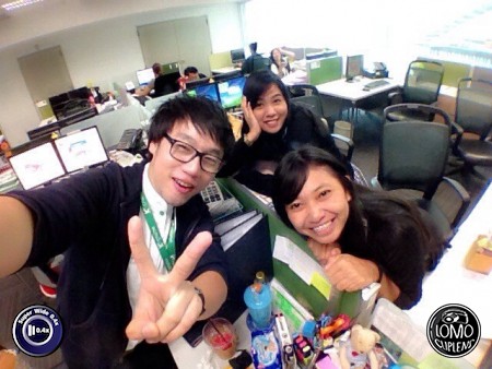 เห็นทั้ง office เลยครับ By I\'m Biiirty  ประเภทเลนส์ Super Wide 0.4x