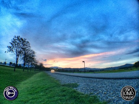 แสงสุดท้าย ณ ไร่บุญรอด เชียงราย  ประเภทเลนส์ Super Wide 0.4x