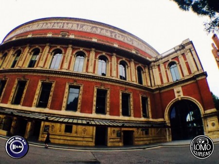 London Town By K.Kwang  ประเภทเลนส์ Super Wide 0.4x