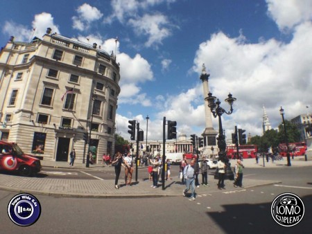 London Town By K.Kwang  ประเภทเลนส์ Super Wide 0.4x