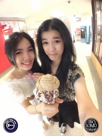 ขอบคุณรีวิวสวยๆ จากคุณ BalloonAtistan  ประเภทเลนส์ Super Wide 0.4x