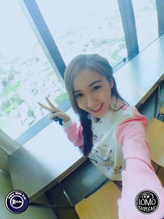 ขอบคุณรูปรีวิวน่ารักๆ จากคุณ Artist Mint  ประเภทเลนส์ Super Wide 0.4x