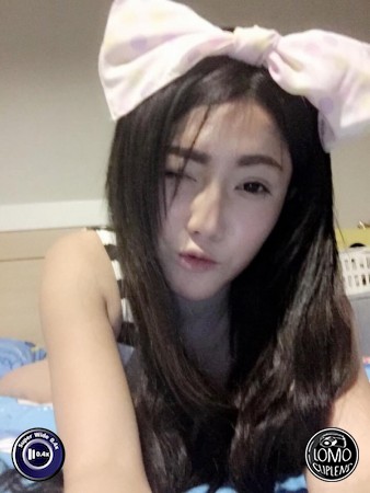 ขอบคุณรูปน่ารักๆ จากคุณ Suvalee  ประเภทเลนส์ Super Wide 0.4x