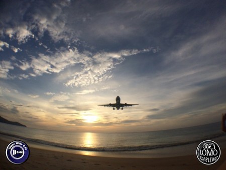 ขอบคุณรีวิวสวยๆ จากคุณ w w e n y p p a h  ประเภทเลนส์ Super Wide 0.4x