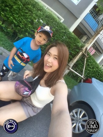 ขอบคุณรีวิวสวยๆ จากคุณ Pocketful M  ประเภทเลนส์ Super Wide 0.4x